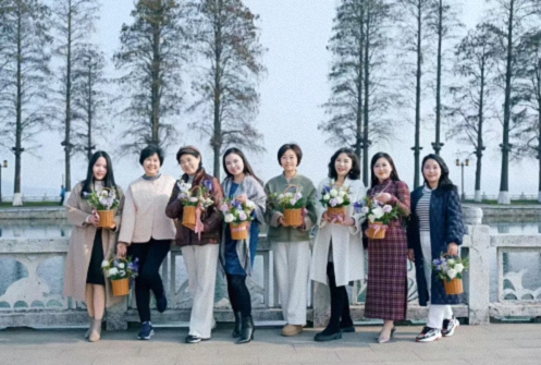 东湖畔花事：以指尖美学，赴一场春日心灵SPA——武汉企业家国学人文班&工商管理班插花雅集活动纪实 561.jpg